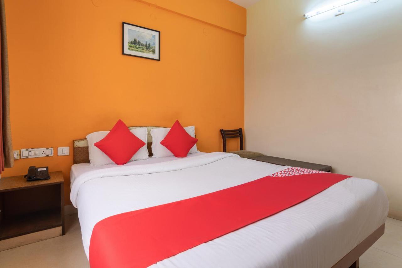 Oyo 10478 Raj Residency Ξενοδοχείο Μπανγκαλόρ Εξωτερικό φωτογραφία