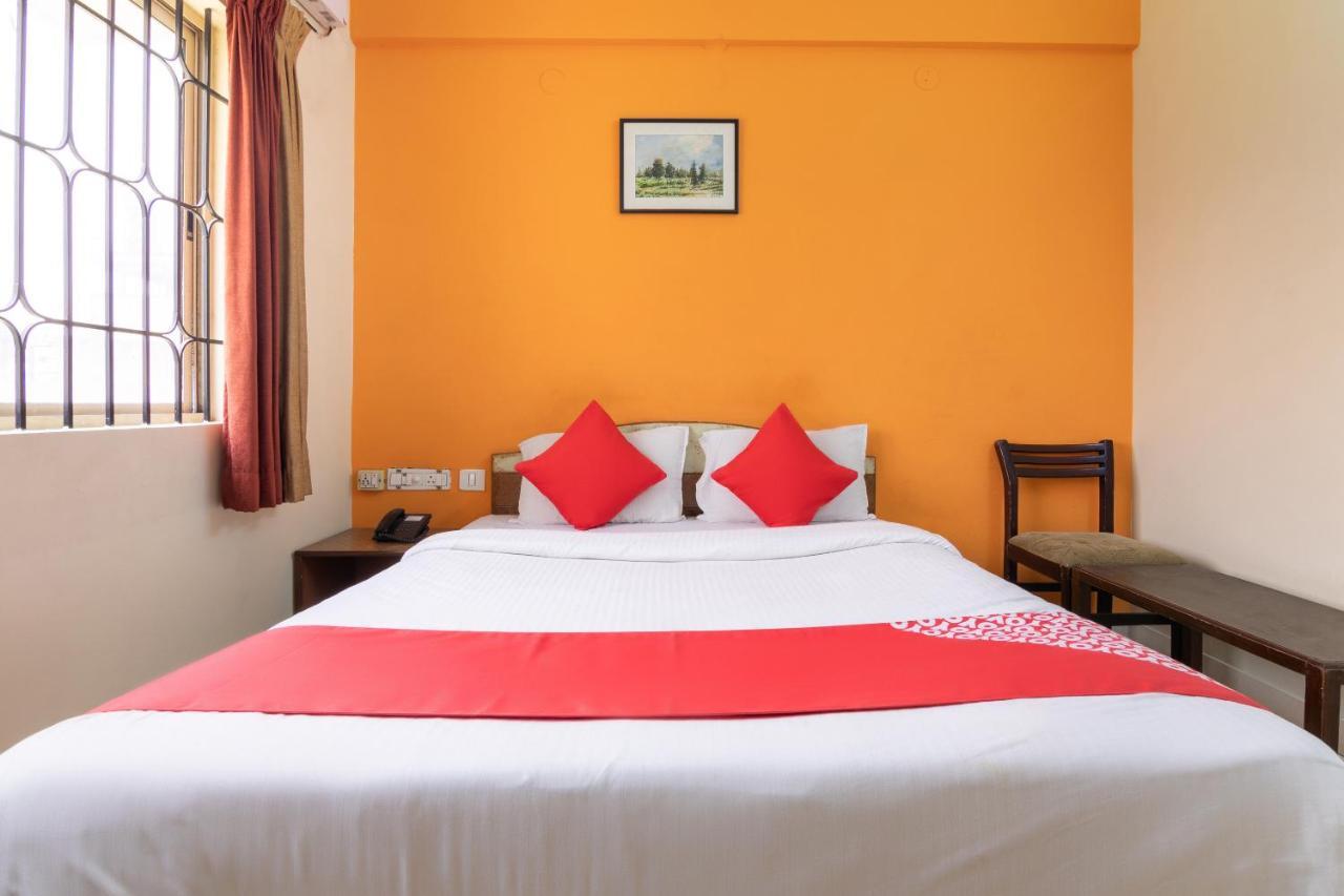 Oyo 10478 Raj Residency Ξενοδοχείο Μπανγκαλόρ Εξωτερικό φωτογραφία