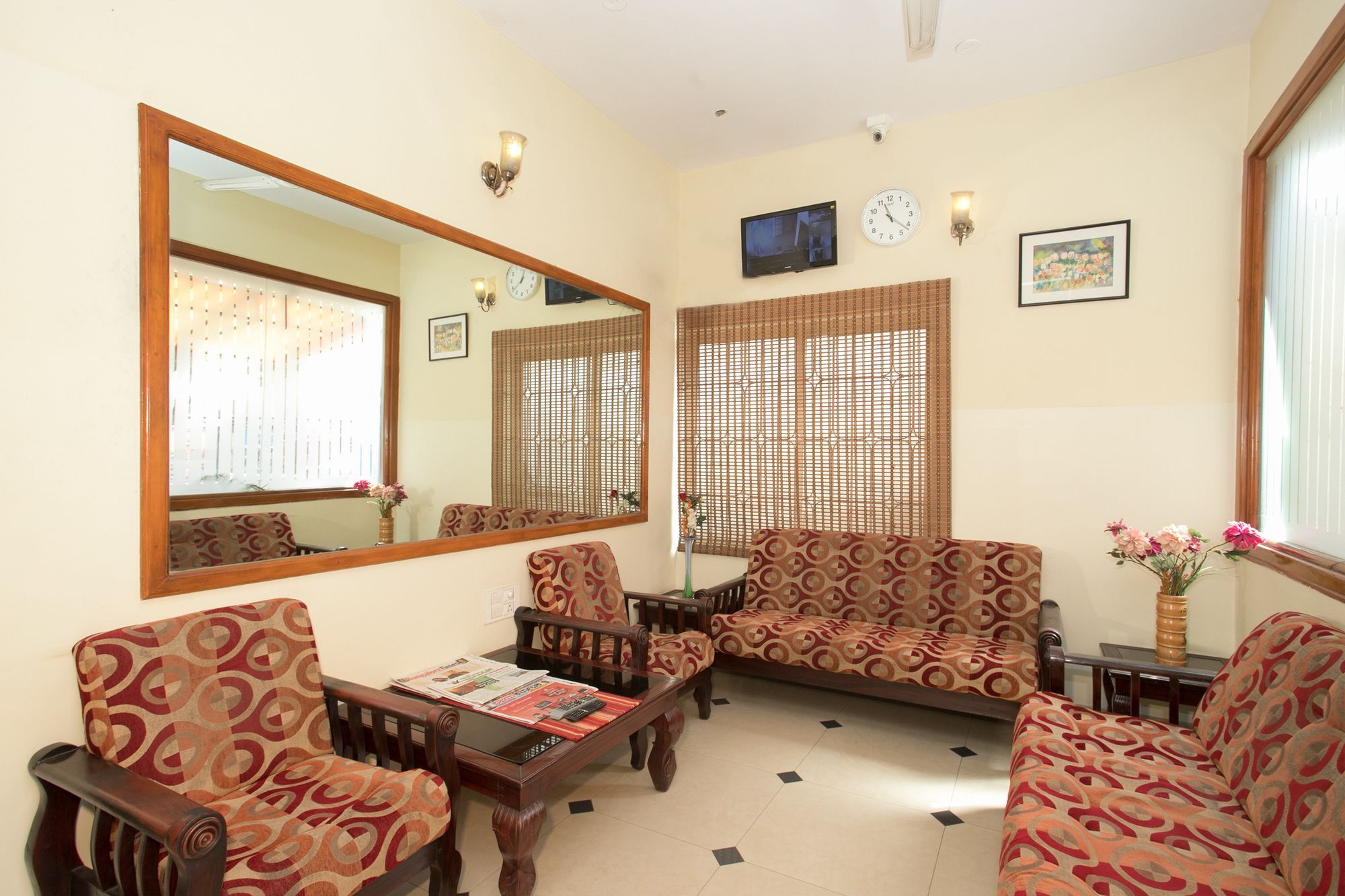 Oyo 10478 Raj Residency Ξενοδοχείο Μπανγκαλόρ Εξωτερικό φωτογραφία
