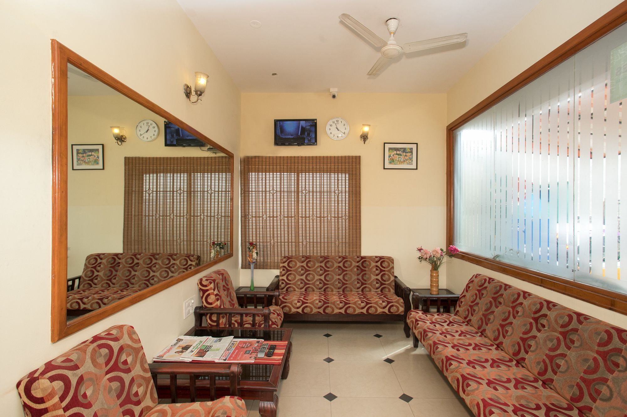 Oyo 10478 Raj Residency Ξενοδοχείο Μπανγκαλόρ Εξωτερικό φωτογραφία